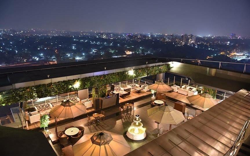A guide to nightlife while living in a Pune hostel!